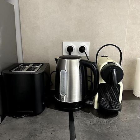 Appartement Centre Ville - Parking Prive - Wifi 尼姆 外观 照片