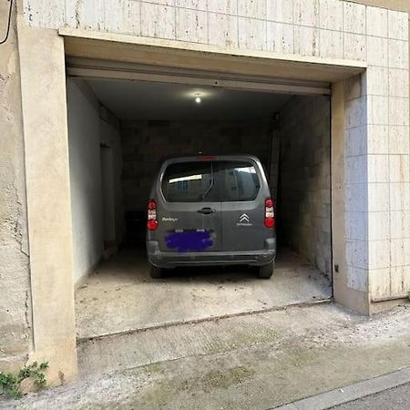 Appartement Centre Ville - Parking Prive - Wifi 尼姆 外观 照片